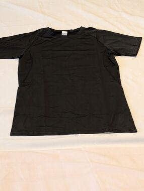 Women's XL Black Performance Short-Sleeve Shirt